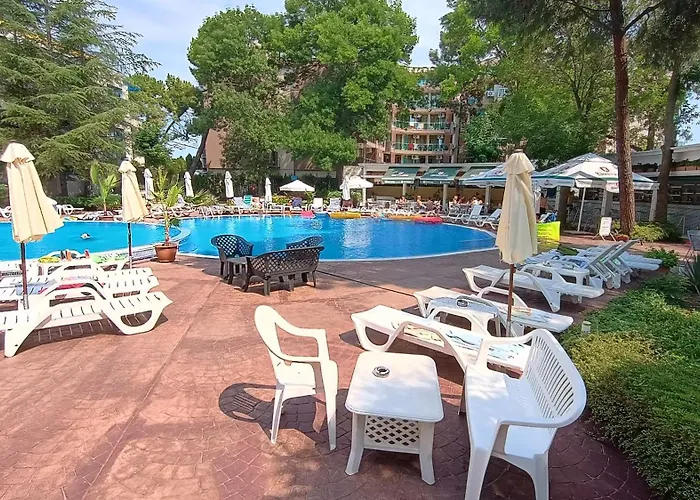 Excelsior 3* Napospart