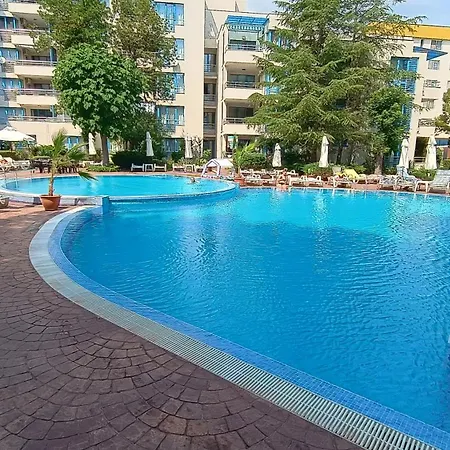 Excelsior Апартаменты 3*